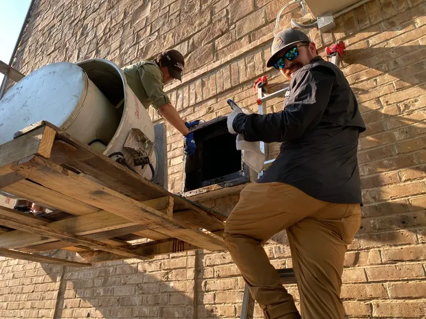 Clean commercial vent hood